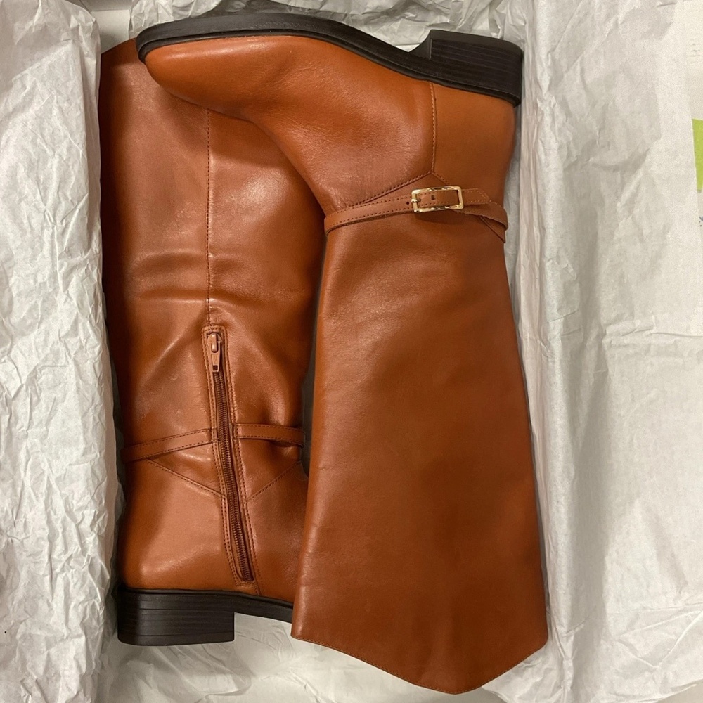 Arezzo Women’s Tall Leather Riding Boots Caramel , Gold Buckle Detail , NEW - Picture 2 of 11